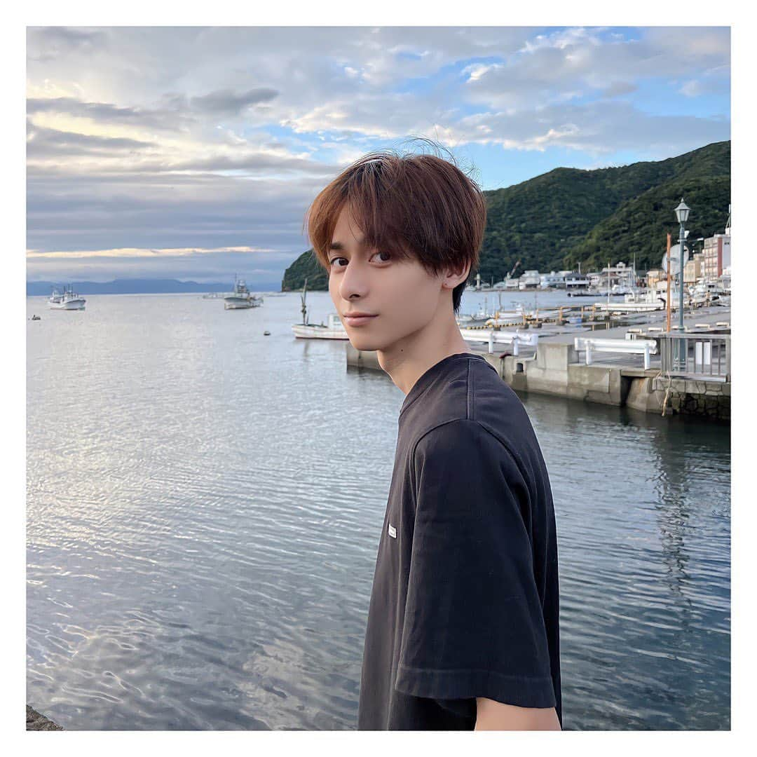 黒澤胤也のインスタグラム：「久しぶりの投稿だね笑 最近釣りが好きになりました！  #海」