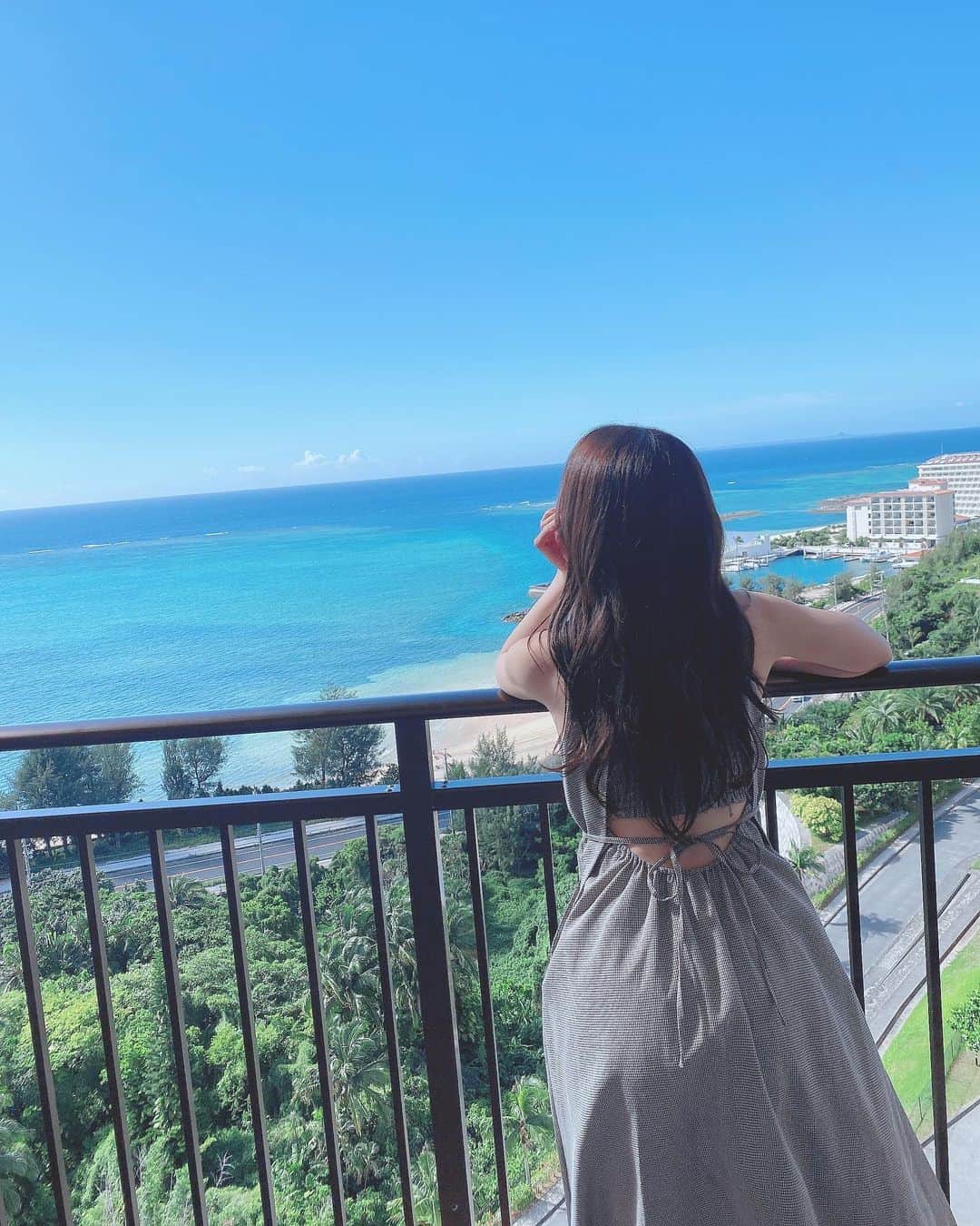 紗愛さんのインスタグラム写真 - (紗愛Instagram)「沖縄に戻りたい🥺  #沖縄 #海」9月2日 16時05分 - su_zu_na_sc