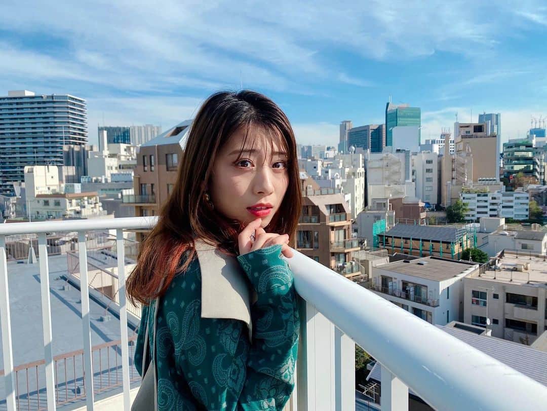 のインスタグラム：「明日明後日は テレビ愛知 「10チャン縁日」です♪  3日は名古屋市公会堂で ライブライブライブ 2部とも出演…♪  4日はメイン会場の矢場公園で 「はちゃめちゃ学園」の 公開収録〜📺  さらに 「出現画廊inPARCO」 15:30〜16:45 サイン会(ハル) 20:30〜  見どころ配信♪  盛りだくさんの週末 楽しもうね〜♪♪  #テレビ愛知#10チャン縁日#はちゃめちゃ学園#出現画廊 #TEAMSHACHI#坂本遥奈#japanese#japanesestyle #japaneseidol #idol #fyp#instagood #instafashion #instalike #japan #followme」