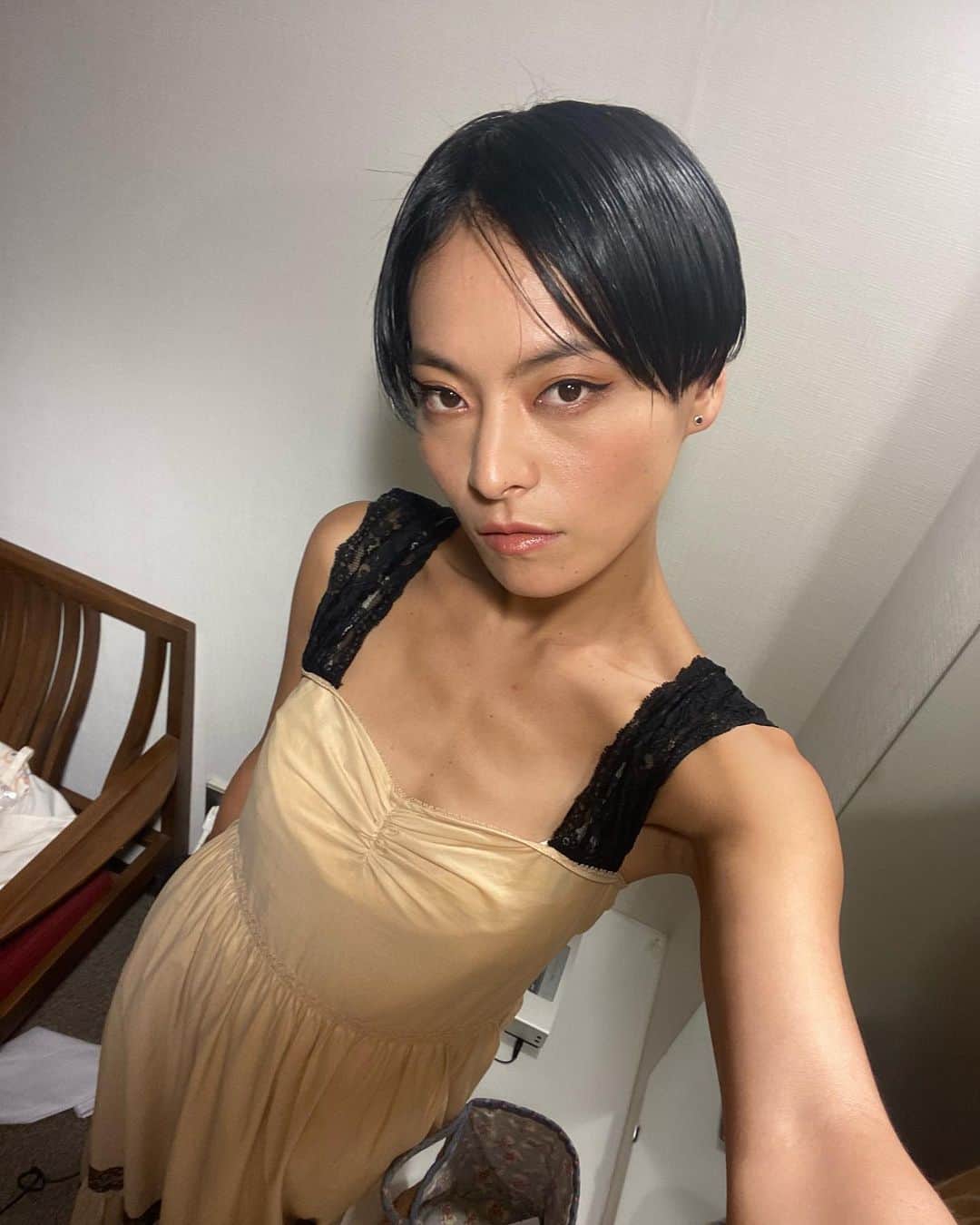 菅原小春のインスタグラム：「ボーッとしてる顔をピカピカにしてくれたり ボサボサの髪をサラサラにしてくれたり落としたパンツを拾ってくれたり どうでもいい話ばっかりしてくれたり  一緒に血となり肉となりしてくれたマイファミリーに  いつもありがとう  Make @sadaito  Hair @shotaro.ao  Styling @takayanoshare  Dance Assist  @takanakario  @miko_nakajima  @na.go.mi.25   特別なおめしもの  GUCCI LOVE PARADE @gucci」