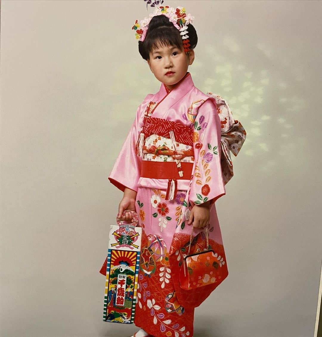 魅津希（井上瑞樹）さんのインスタグラム写真 - (魅津希（井上瑞樹）Instagram)「Finally I met my family and came back to Japan after 4 years. Above all, I am grateful that I was able to spend time with my family on the day I was born, and I am very happy that my family and friends were doing well. Thank you for all support always.❤️❤️❤️  #birthday #thankyou #myfamily #friends #love」8月19日 20時03分 - fightermizuki