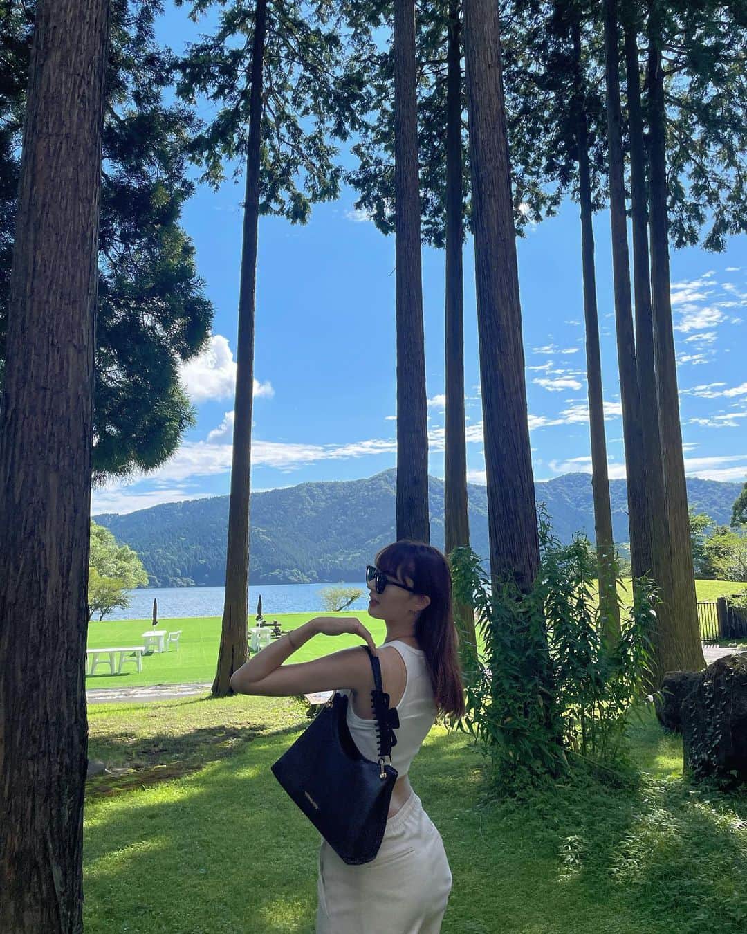 モニカのインスタグラム：「自然感じてきた🌱」