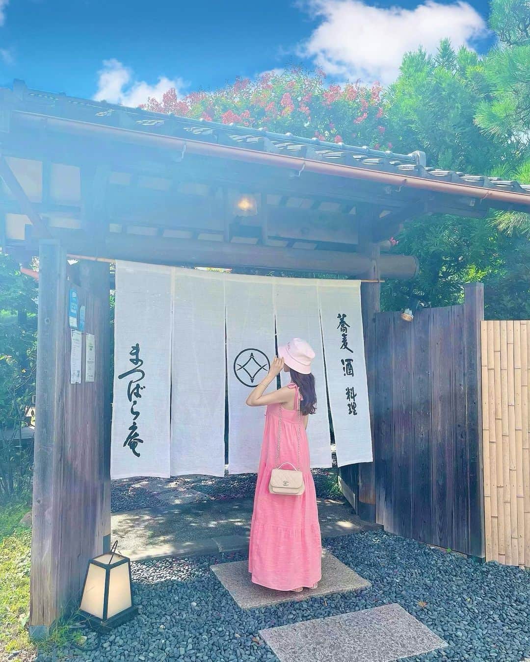 伴かなみのグルメインスタ