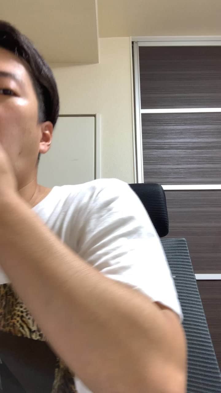 羽尻紘規のインスタグラム：「8月22日なんばグランド花月 単独ライブ20:00スタート 告知配信26日目 おしりかじりむし編」