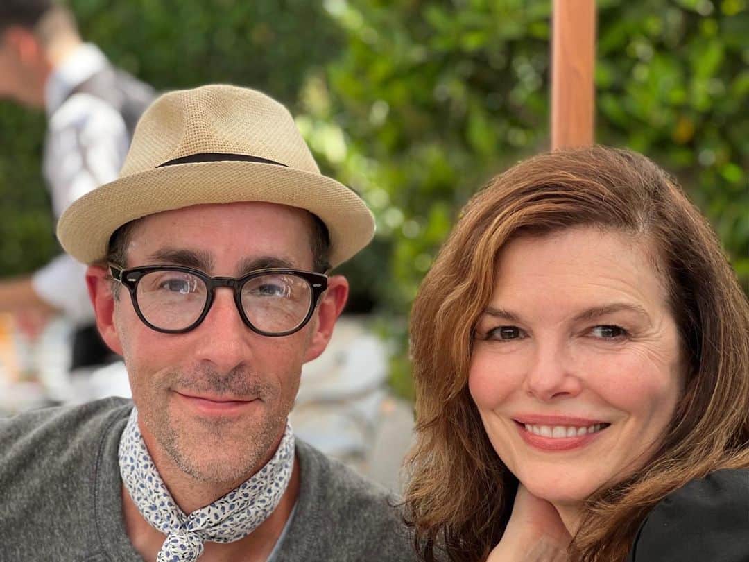 ジーン・トリプルホーンのインスタグラム：「Lunch with a great Tulsan this week. Jeff Martin, president of @magiccitybooks. Could have spent forever talking with him about books, this crazy new world, my beloved hometown and the bright future.」
