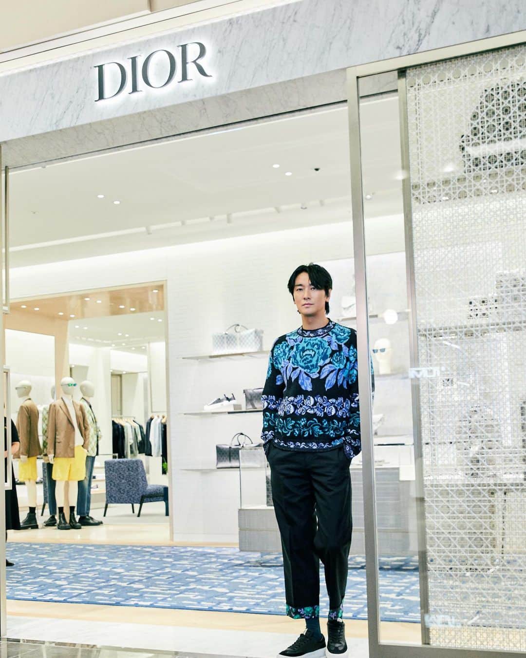 チュ・ジフンさんのインスタグラム写真 - (チュ・ジフンInstagram)「#Dior @mrkimjones, @dior」8月20日 13時04分 - _jujihoon