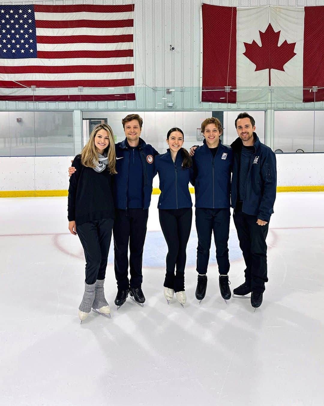 マイケル・パーソンズのインスタグラム：「Caroline and I are excited to finally announce that we have decided to train in Canton, Michigan with coaches @charlieawhite @tanith_white @gzuerlein and the entire team at MIDA. This is the beginning of a whole new journey for us and we can’t wait to see what the future holds ❤️」