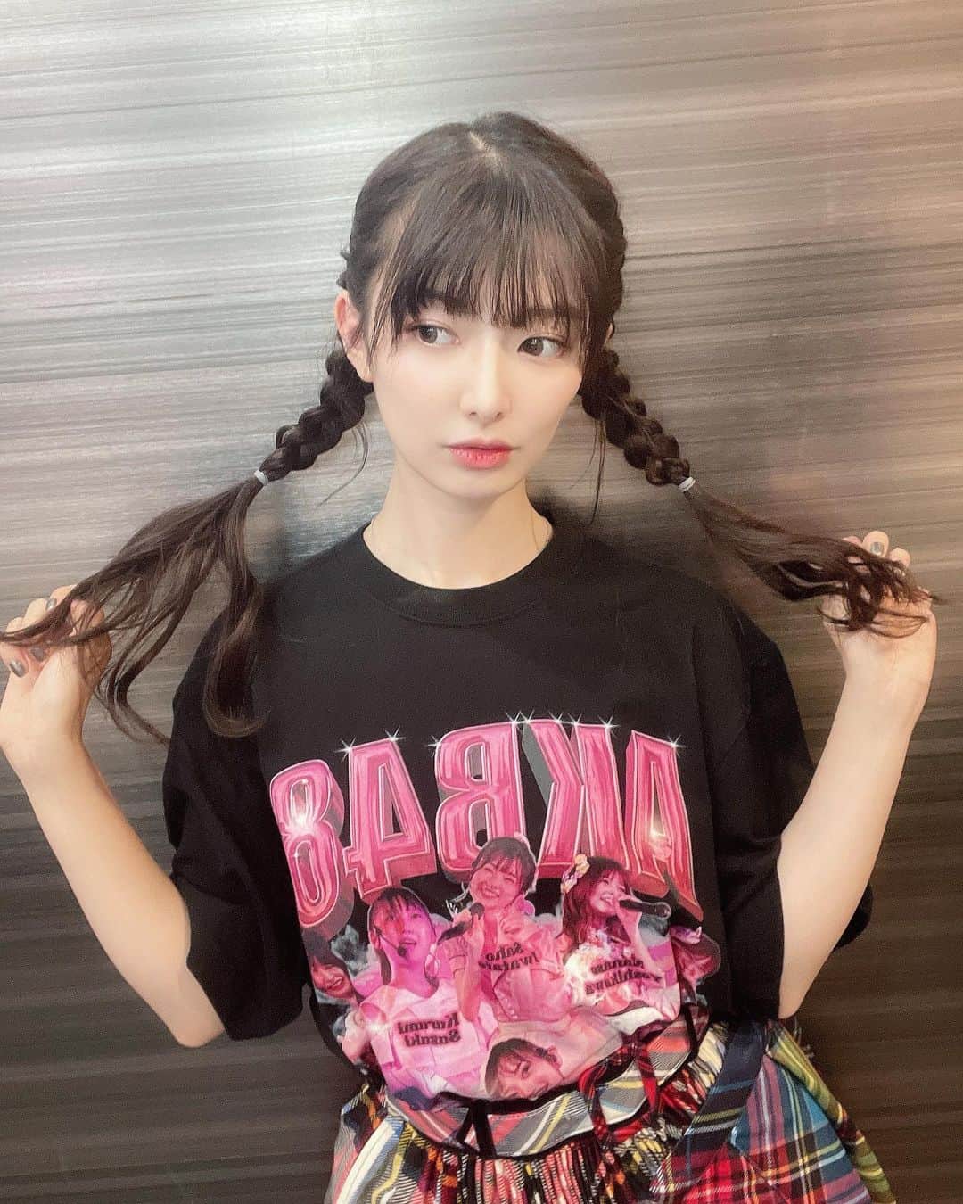 のインスタグラム：「#アキバヤバイ ありがとうございました！ 珍しい髪型にしてみたよー❤️ . . #AKB48 #event #秋葉原 #三つ編み #ヘアアレンジ #idol」