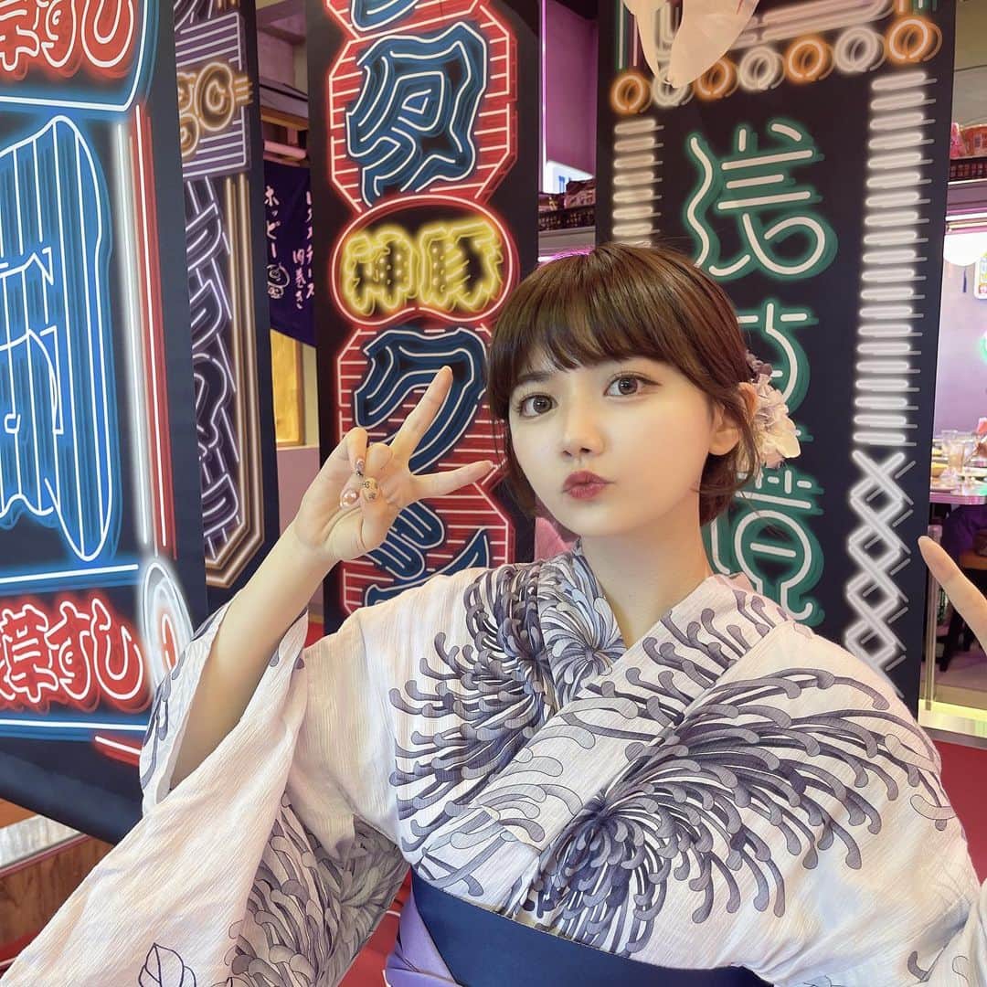 椎木里佳さんのインスタグラム写真 - (椎木里佳Instagram)「神宮花火〜〜🌻🎉 . . . #浴衣 #浴衣ヘアアレンジ #浴衣ヘア #浅草着物レンタル #浅草浴衣 #夏祭り」8月20日 18時48分 - rikashiiki