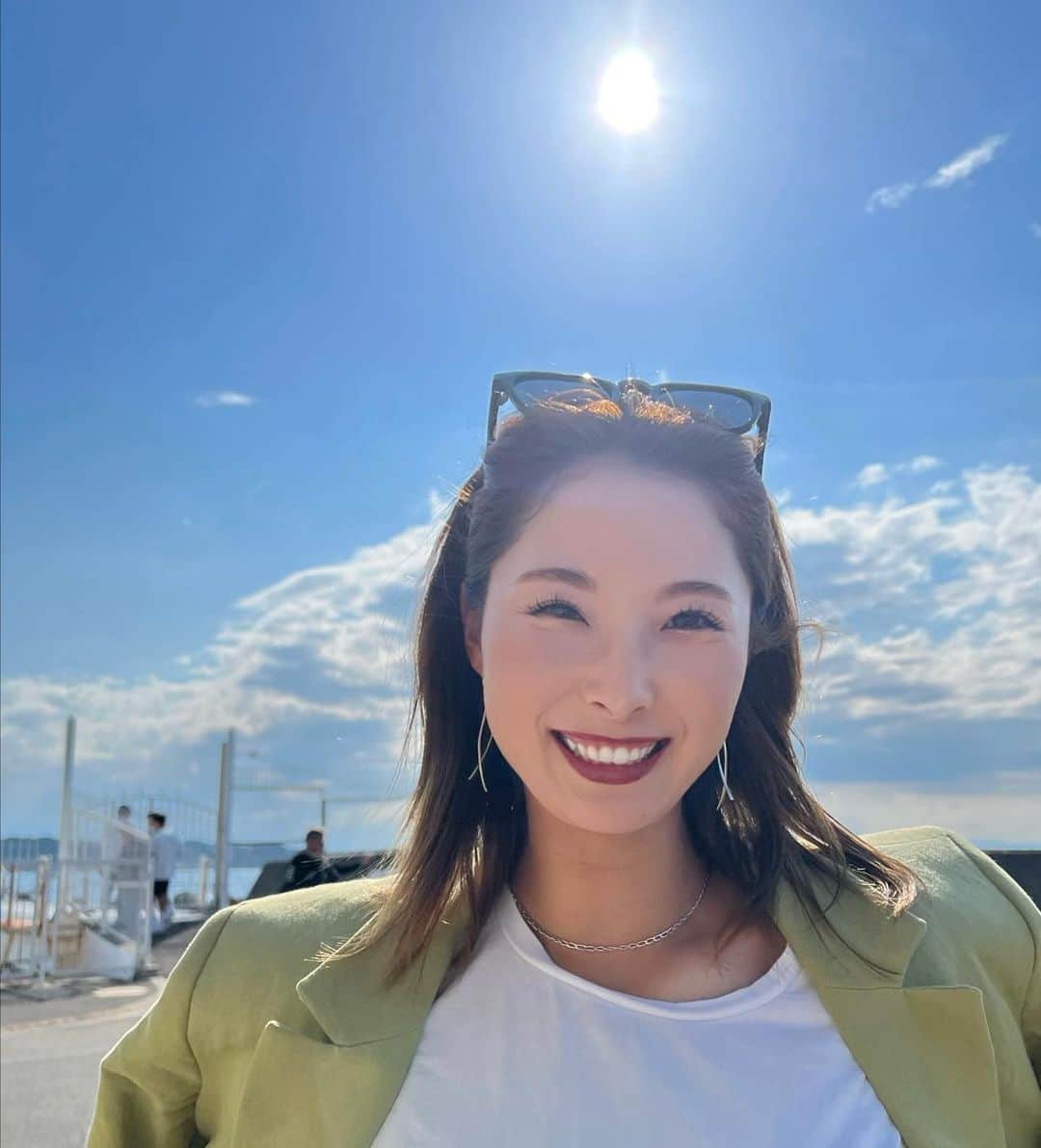 鶴岡果恋のインスタグラム：「.  23歳なりました。私らしくこれからも進み続けます  #✌🏻🤟🏻」