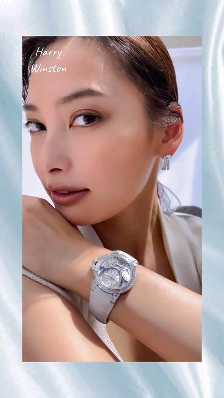 大政絢のインスタグラム：「Precious 9月号 ⌚️✨✨ @harrywinston   #harrywinstonwatch #大政絢」