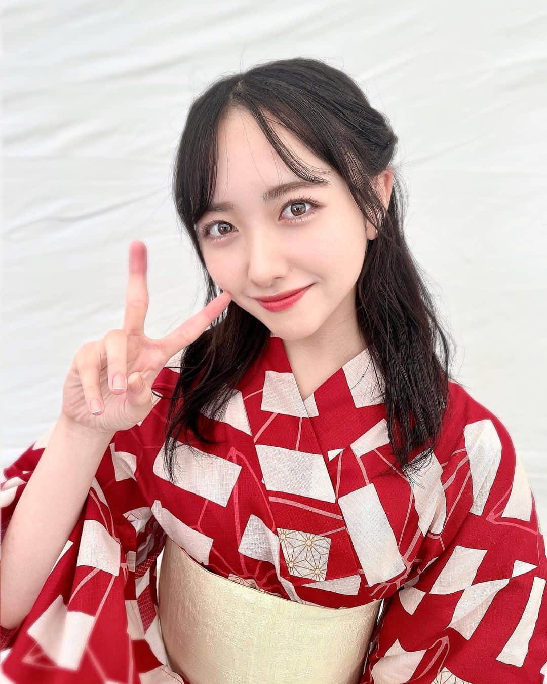 のインスタグラム：「毎年お仕事で沢山浴衣着れるの嬉しい☺️ #浴衣 #浴衣女子 #浴衣ヘア #STU48 #石田千穂」