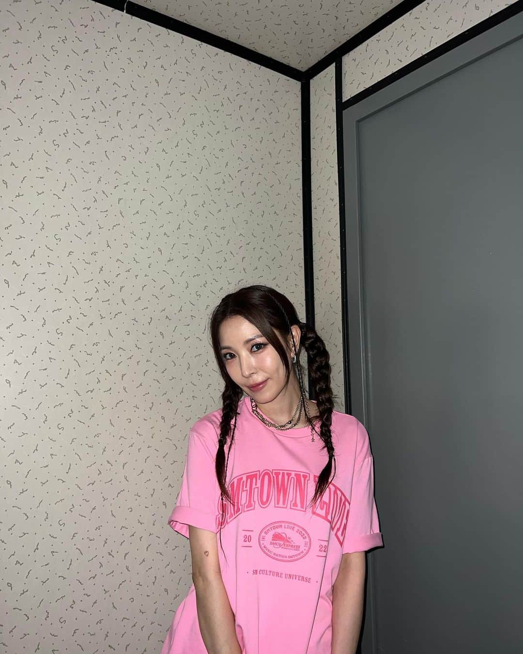 BoAのインスタグラム：「🫶」