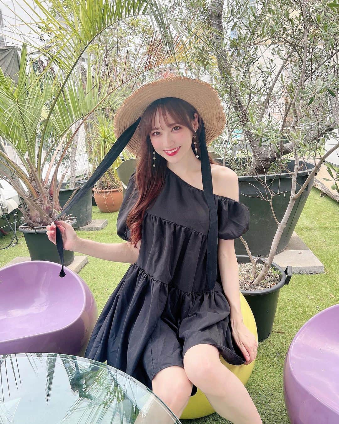 小越しほみのグルメインスタ