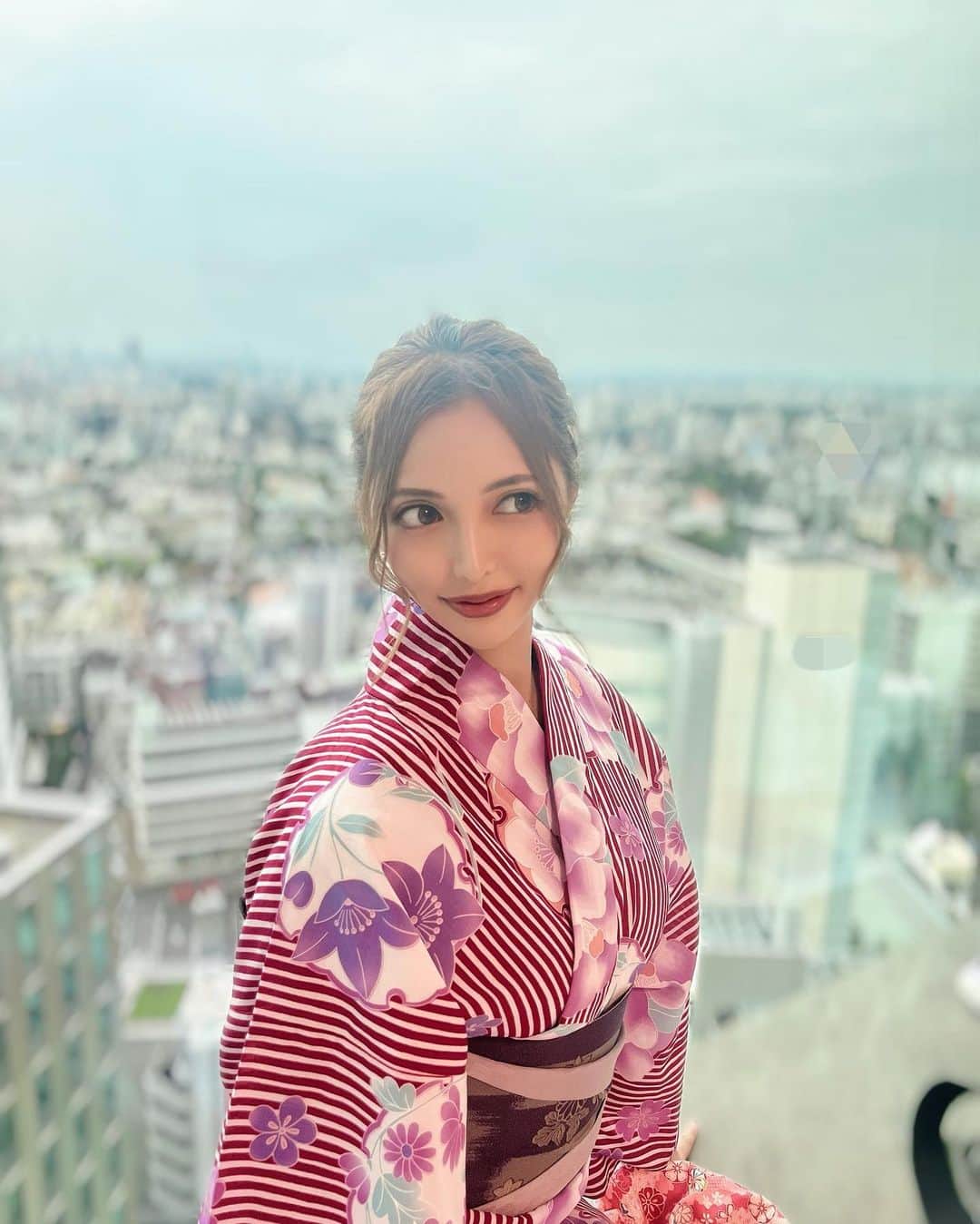 一条マリカ（まりふぬ）のインスタグラム：「久しぶりに浴衣着た👘💓」