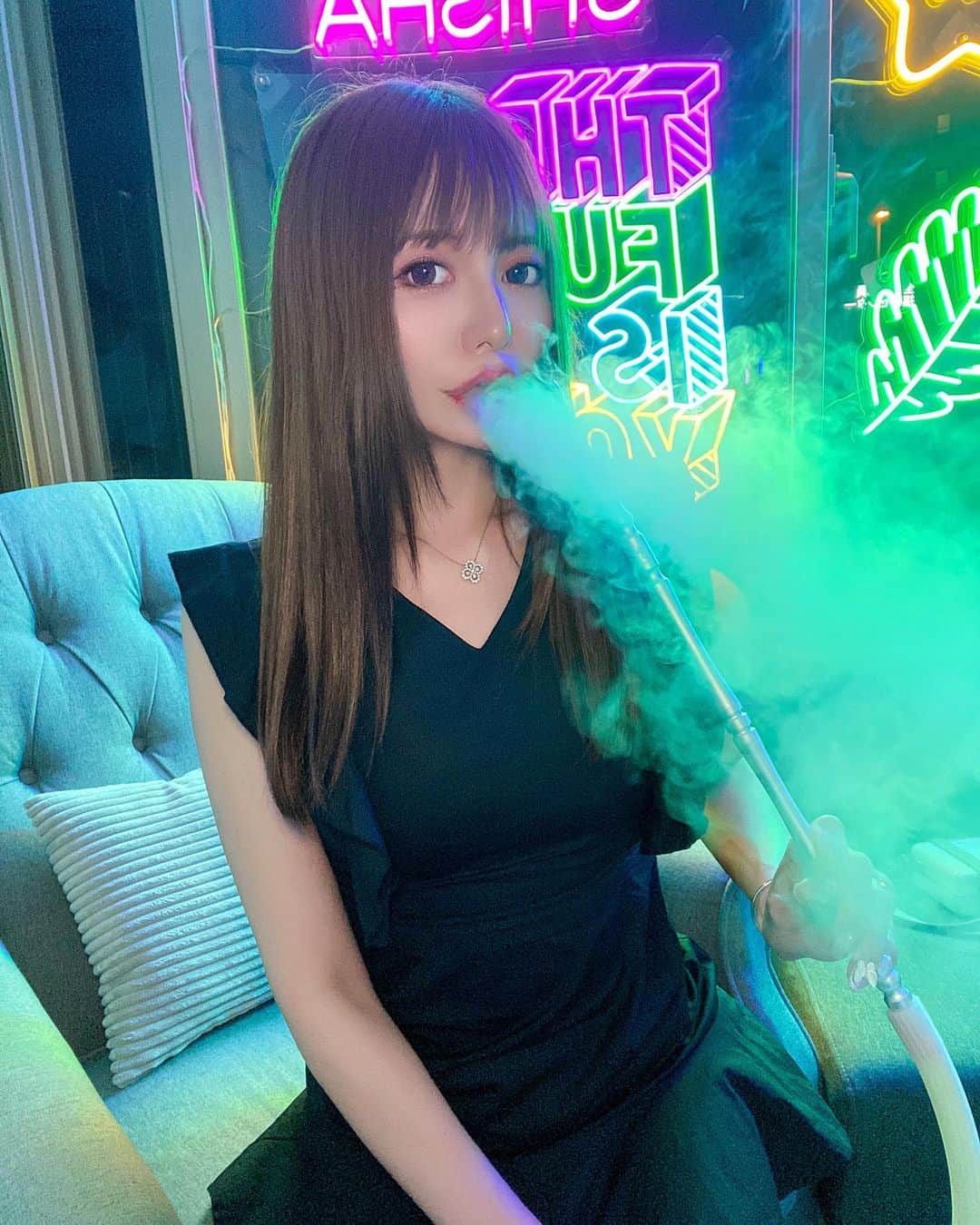 りのにゃんのインスタグラム：「+.*ʚ♡ɞ*.+ﾟ ⁡ ⁡ ⁡ 📍trustar lounge ⁡ 最近シーシャにハマってる💭  ここのシーシャ屋さんかわいかったな💜 ⁡ ⁡ ⁡ ⁡ ⁡ #tokyo#歌舞伎町#池袋#六本木#水商売#キャバクラ #ホスト#池袋レッドシューズ #プリンスグループ#シーシャ#シーシャバー#シーシャカフェ#シーシャ好きな人と繋がりたい#六本木シーシャ#六本木シーシャバー#インスタ映え#自撮り界隈  ⁡ ⁡ ⁡ ⁡ ⁡ ⁡ ⁡」