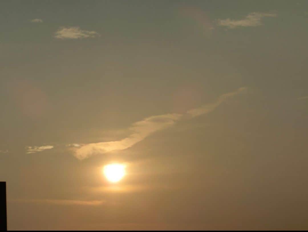 大野いとのインスタグラム：「夕焼け😌ほっ🍠」