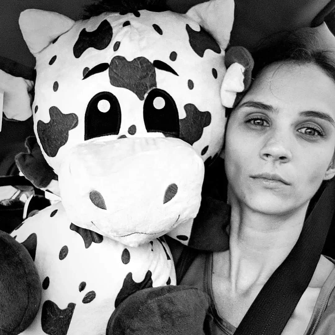 ブリタニ・クラインさんのインスタグラム写真 - (ブリタニ・クラインInstagram)「A summer filled with #Pennsylvania hikes and exploring all of the fun and family-friendly stuff nearby.🌲🎟️ 🐮   What is your favorite #summer activity? I should probably start planning for next year already. 📑 #MomLife」8月22日 7時44分 - official_brittkline