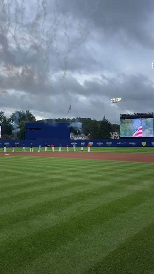 ロビンソン・チリノスのインスタグラム：「Little league classic game #2022」