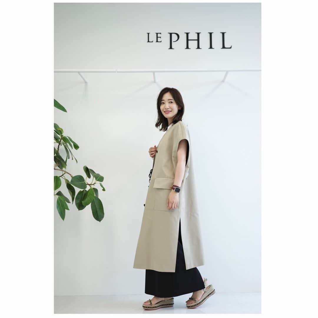 のインスタグラム：「明日12時から @lephil_official と インスタライブを行います♡  とってもかわいいLE PHILの秋物で 悩みながらも本気でコーディネート組みました！ 洋服選んでいる時間って本当に楽しくて幸せ🤤❤  ぜひご覧ください😊  #lephil  #インスタライブ」