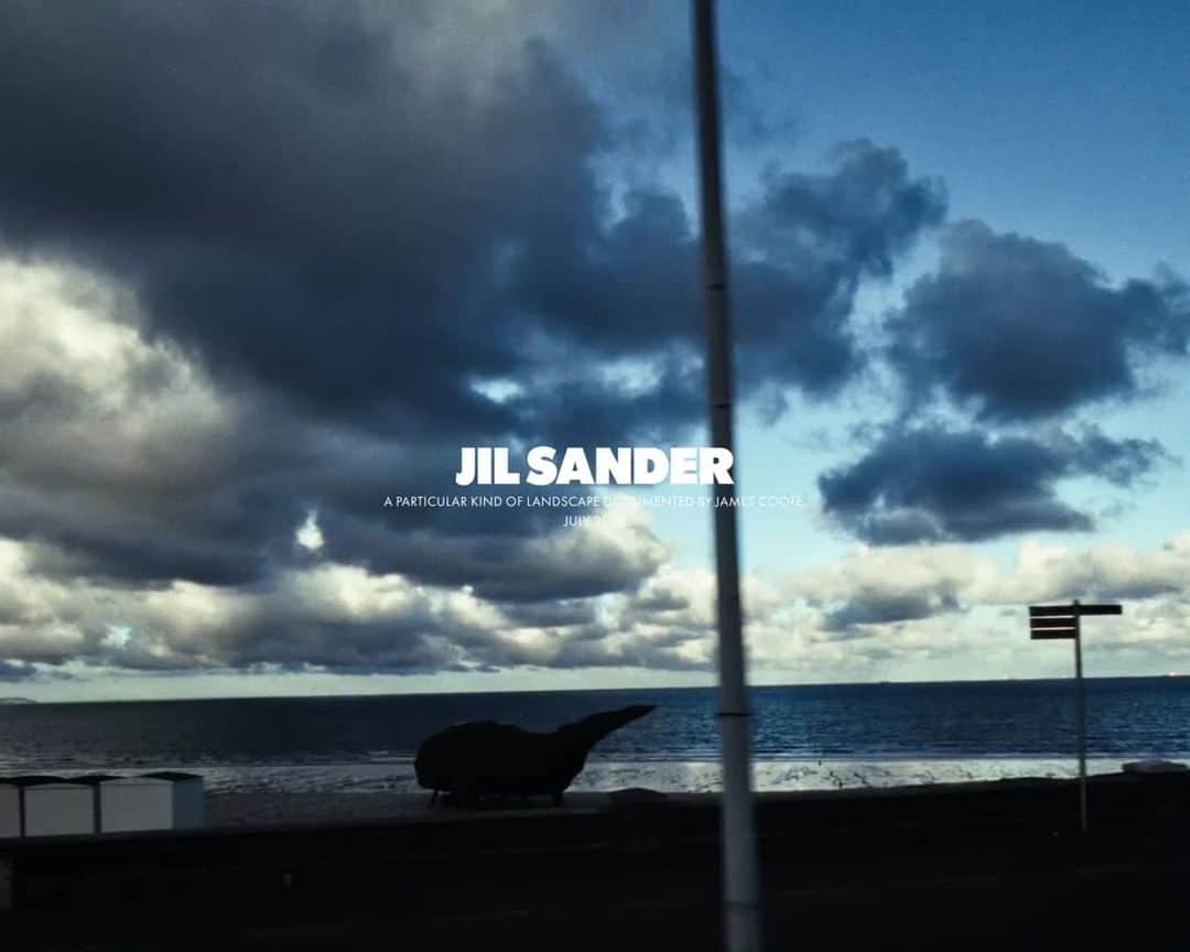 ジルサンダーのインスタグラム：「#JILSANDER A Particular Kind of Landscape @jamescootedop #JilSanderbyLucieandLukeMeier」