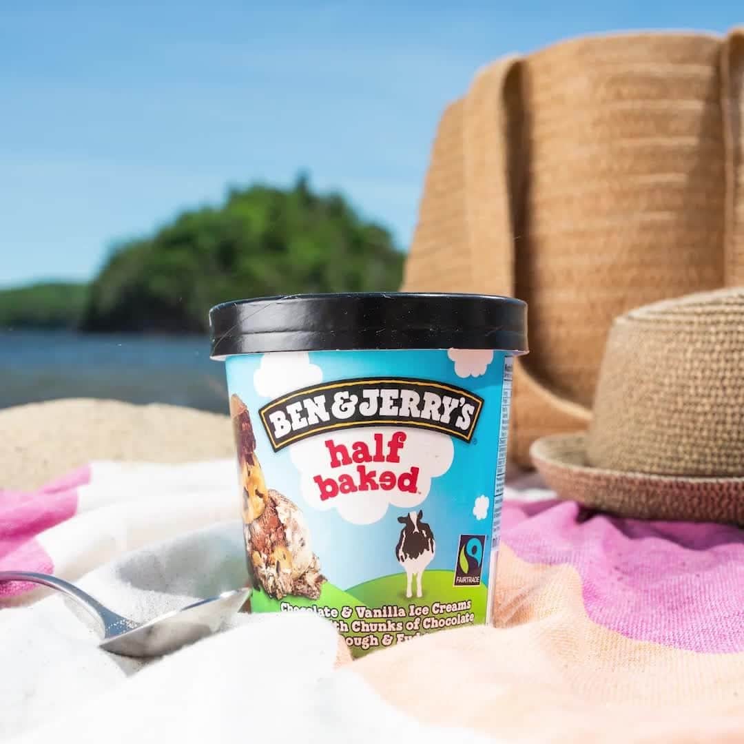Ben & Jerry'sのインスタグラム：「Who wants to get Half Baked at the beach? 🏖  Order your faves for delivery at the link in our bio!」