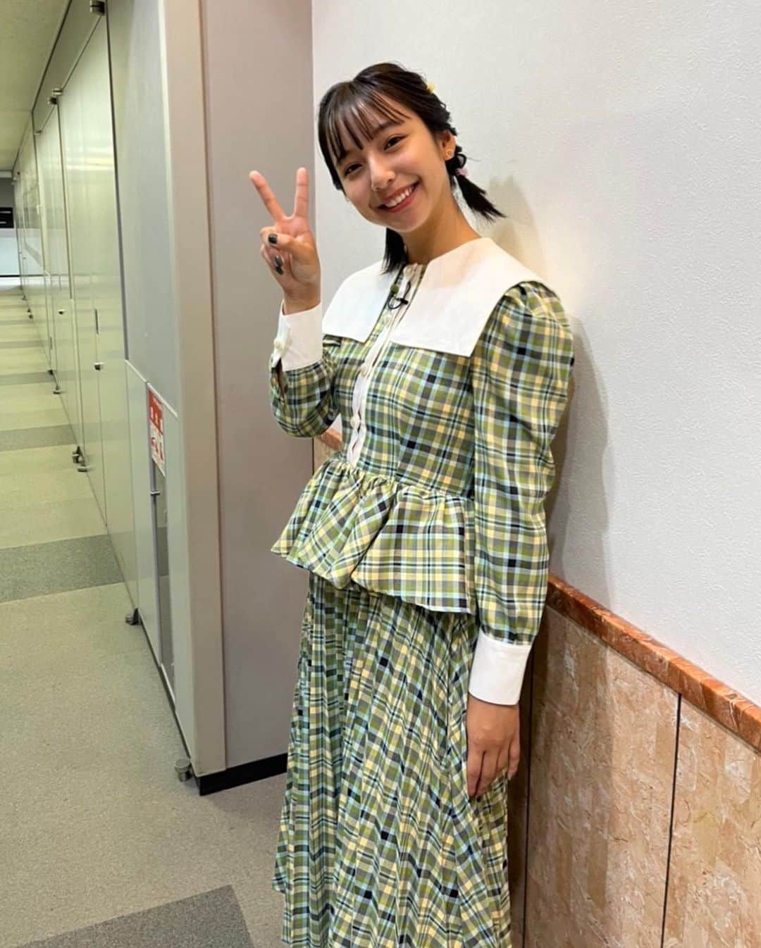 山之内すずさんのインスタグラム写真 - (山之内すずInstagram)「夏の衣装も終わり始めた〜🌈 秋服も楽しみ」8月23日 14時47分 - suzu____chan