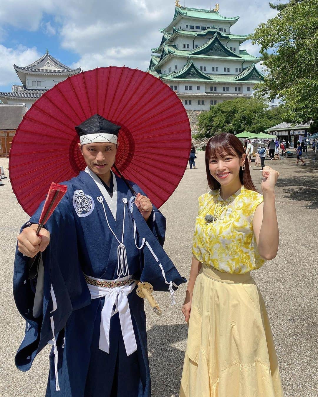 鷲見玲奈さんのインスタグラム写真 - (鷲見玲奈Instagram)「. 今回の「発見！お酢活ライフ」は、なんと！徳川家康さんからお酢活を学びます😳  名古屋おもてなし武将隊の徳川家康さん、初めてお会いしたのですが、移動中もカメラが回っていない時も、ずーっと徳川家康さんでした🤣  名古屋おもてなし武将隊( @ngy_bushotai_official )を知らない方は、ぜひご覧頂き名古屋城にも足を運んで頂きたいです🏯  そして、徳川家康さんが教えてくれる簡単お酢活メニューもチェックしてみてください🤍  発見！お酢活ライフはCBCにて15:49~放送のチャント！でご覧いただけます🌷  #名古屋城 #名古屋おもてなし武将隊 #徳川家康 #チャント #お酢活 #発見お酢活ライフ」8月23日 11時29分 - sumi__reina