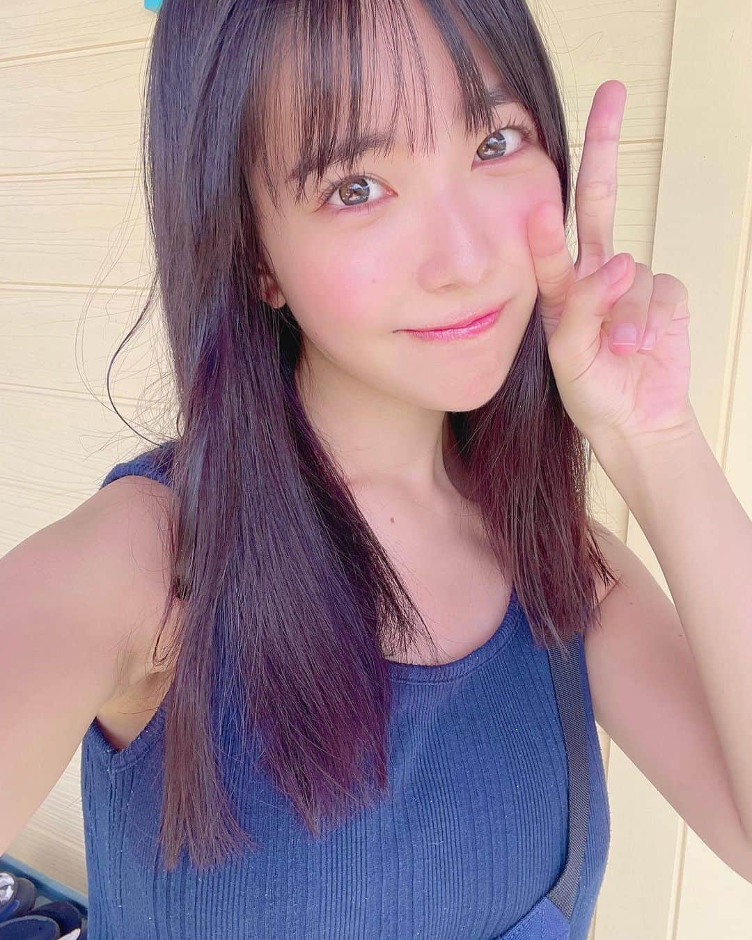天羽希純のインスタグラム：「沖縄撮影2日目、日焼けすんごい🙀☀️  #アイドル  #グラビア #gravure #水着 #ビキニ #swimwear #bikini #泳裝 #コスプレ #cosplay #谷間 #適乳 #巨乳 #フェチ #くびれ #太もも #脇 #鎖骨 #おへそ #沖縄 #沖縄旅行」