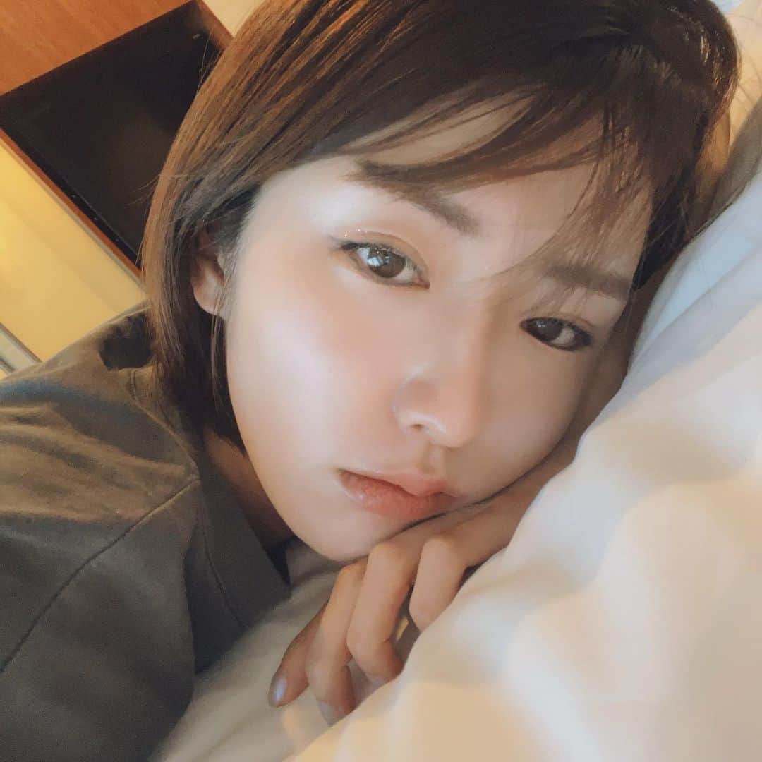 樋口柚子のインスタグラム：「🥱💤」