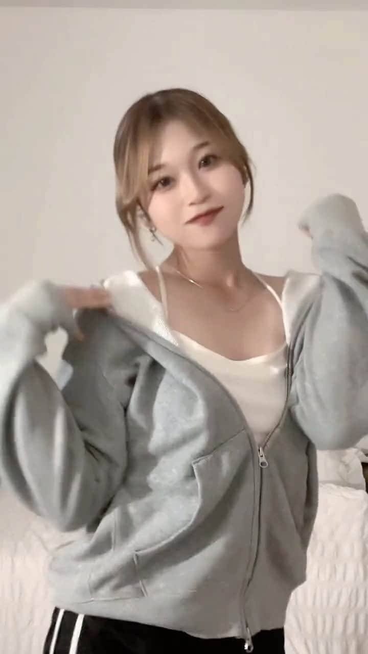 【TikTok】高校生エンタメ研究所のインスタグラム