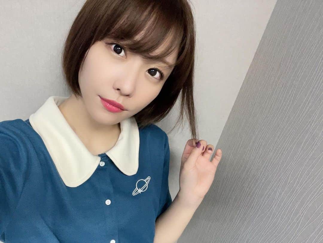 愛美のインスタグラム：「暗髪おきにいり！！」