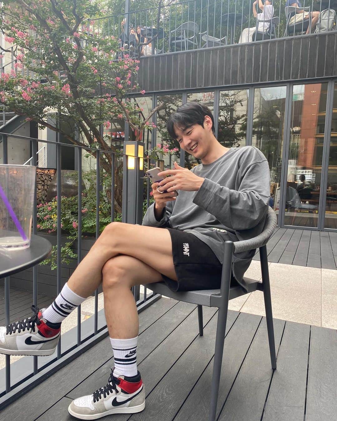 カン・ヨンソクのインスタグラム：「파마를 했다 왜냐면」