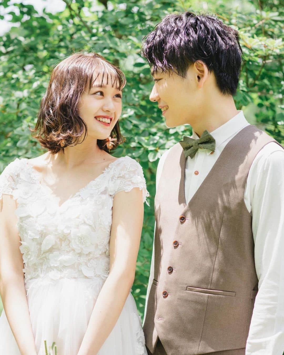 前田美月のインスタグラム：「14期10年公演で発表させていただきましたが、 結婚しました！！💍👰🏻‍♀️  相手は一般の方です（私も一般の方です笑）  そして、お腹には、8ヶ月のベビたんがいます！🤰🤰  14期公演の振り返りの投稿は別途させていただきます✨」