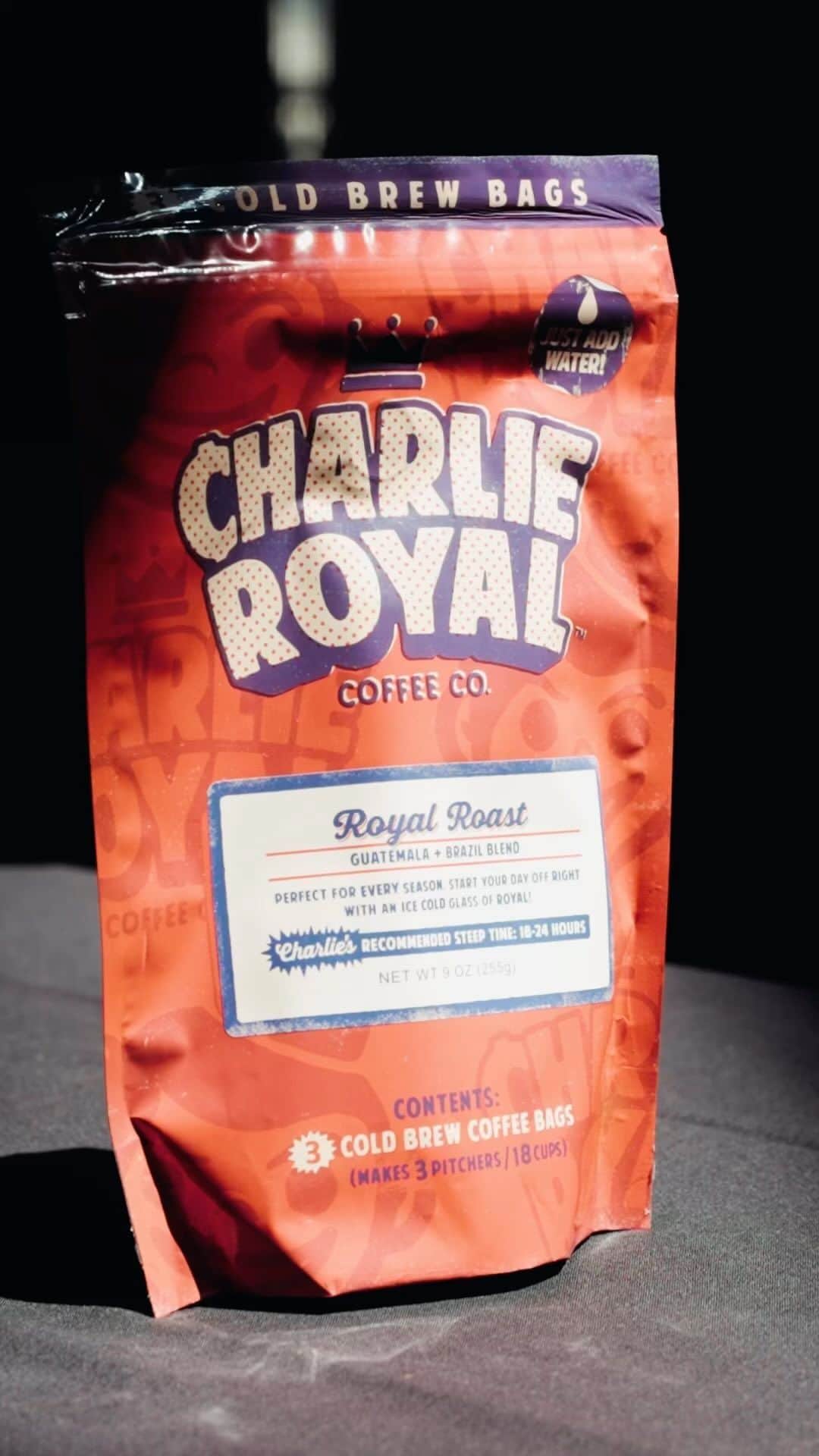 ニック・マーティンのインスタグラム：「THIS is how easy it is to make @charlieroyal cold brew. When I first started working on the idea of @charlieroyal, it was all based around the goal of making cold brew coffee as simple as possible, but also enjoyable to drink. There’s a lot of coffee companies out there that have similar products, but in my opinion, they don’t taste as good as our coffee. First & foremost, we use premium, high quality beans from my favorite roaster in the world versus the other companies that use cheaper quality beans. Second, our cold brew packets are actually made from coffee shop grade mesh filters specifically used to make cold brew - they don’t tear/rip like the cheap packets other companies use. No shortcuts have been taken when it comes to @charlieroyal. Could I have taken easier, cheaper routes when starting this company? Absolutely! But, that’s not something I’d be proud of. @charlieroyal is more than just a hobby, it’s a project I hold dear to my heart, something that I’m extremely proud of & is an extension of me. It’s my baby! I created @charlieroyal so others could enjoy coffee as much as I do. I wanted to share this with others & make it easy for anyone to make cold brew at home, at work, or on tour 🤘🏽 I spent so many years trying out countless cold brew methods - all of the various coffee grinders, scales, finding the right coffee to use, the brewing vessels, the right filters, the best ratios, etc - I went through all of the trial & error so you don’t have to 🤣👍🏽 Buy a bag of @charlieroyal cold brew, drop a packet into water, let it steep, and you have yourself some delicious cold brew. That’s it! All you need is water, a mason jar, & some patience. Thank you to everyone who has supported @charlieroyal in any way possible & to those who have read this far 👑❤️ Much love! Now, are you ready to try @charlieroyal? . 🎥: @nickalausstafford (Thank you for making this awesome video while on tour together!) . #coffee #coffeetime #coldbrew #coldbrewcoffee #coffeelover #coffeeshop #coffeebar #coffeeaddict #coffeelovers #coffeelife #coffeelifestyle #coffeelove」