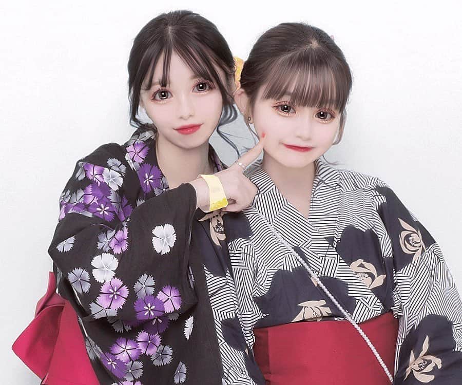 ココロニアのインスタグラム：「雨の中のお祭りだったけど楽しかった🙂🫶🏻🫶🏻  #浴衣  #浴衣プリ #プリクラ  #プリポーズ」