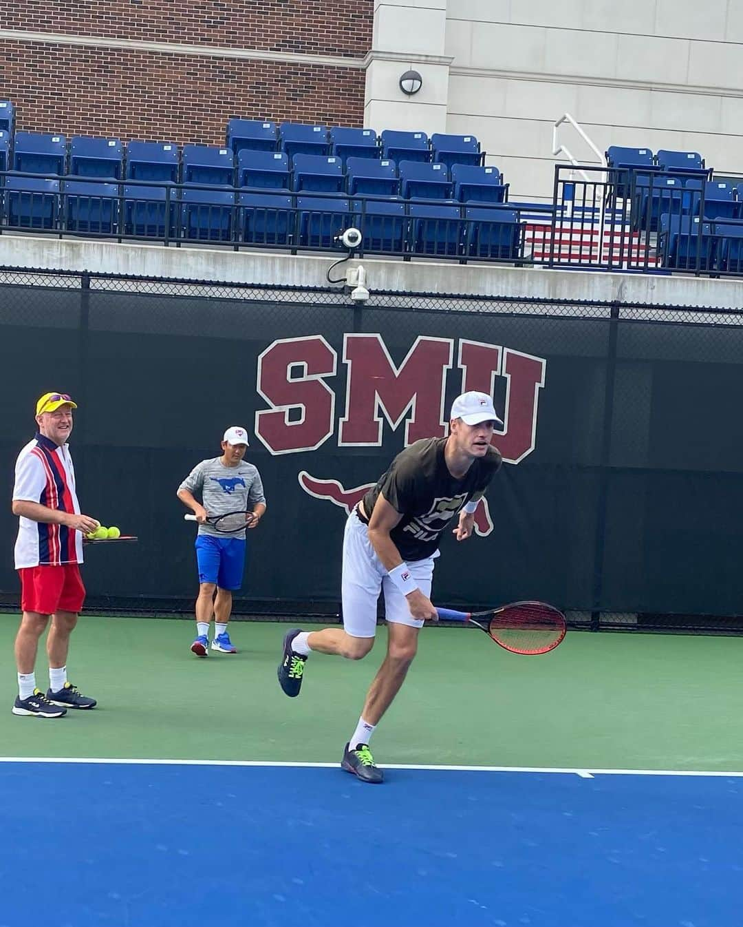 ジョン・イスナーさんのインスタグラム写真 - (ジョン・イスナーInstagram)「As I prepare for my 15th @USOPEN I am partnering with @ziprecruiter to highlight “my team” that helps me on and off the court. While everyone sees me performing, I know I couldn’t be successful without their support and expertise.   Because I’m a professional tennis player/independent contractor, I had to hire my own coach. When I hired David Macpherson over 5 years ago, it was an investment in my career. He knows my game inside and out, plus guides me technically and strategically. Most of all, he’s a great friend that I trust completely.   If you’re hiring, @ZipRecruiter helps you find the people YOU need to make your business successful. Try it for free at ZipRecruiter.com/JohnIsner  #ZipRecruiterPartner #ZipRecruiterUnsungHeroes」8月25日 22時37分 - johnrisner