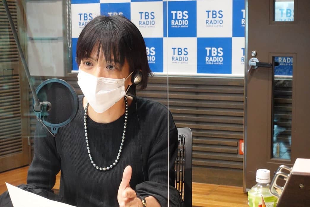 TBSラジオ「たまむすび」のインスタグラム：「＼木曜のハイライト／  重大発表があまりに あまりにもなもんで、 丸投げしたわけですが、 それもまたあまりに あまりにもなもんで。  #tama954 #たまむすび #赤江珠緒 #土屋礼央 #毛内拡 #面白くて眠れなくなる脳科学 #おもしろい大人 #たまむすびin武道館  #ROADtoBUDOKAN #武道館 #日本武道館 #Twitterのフォローもよろしくです」