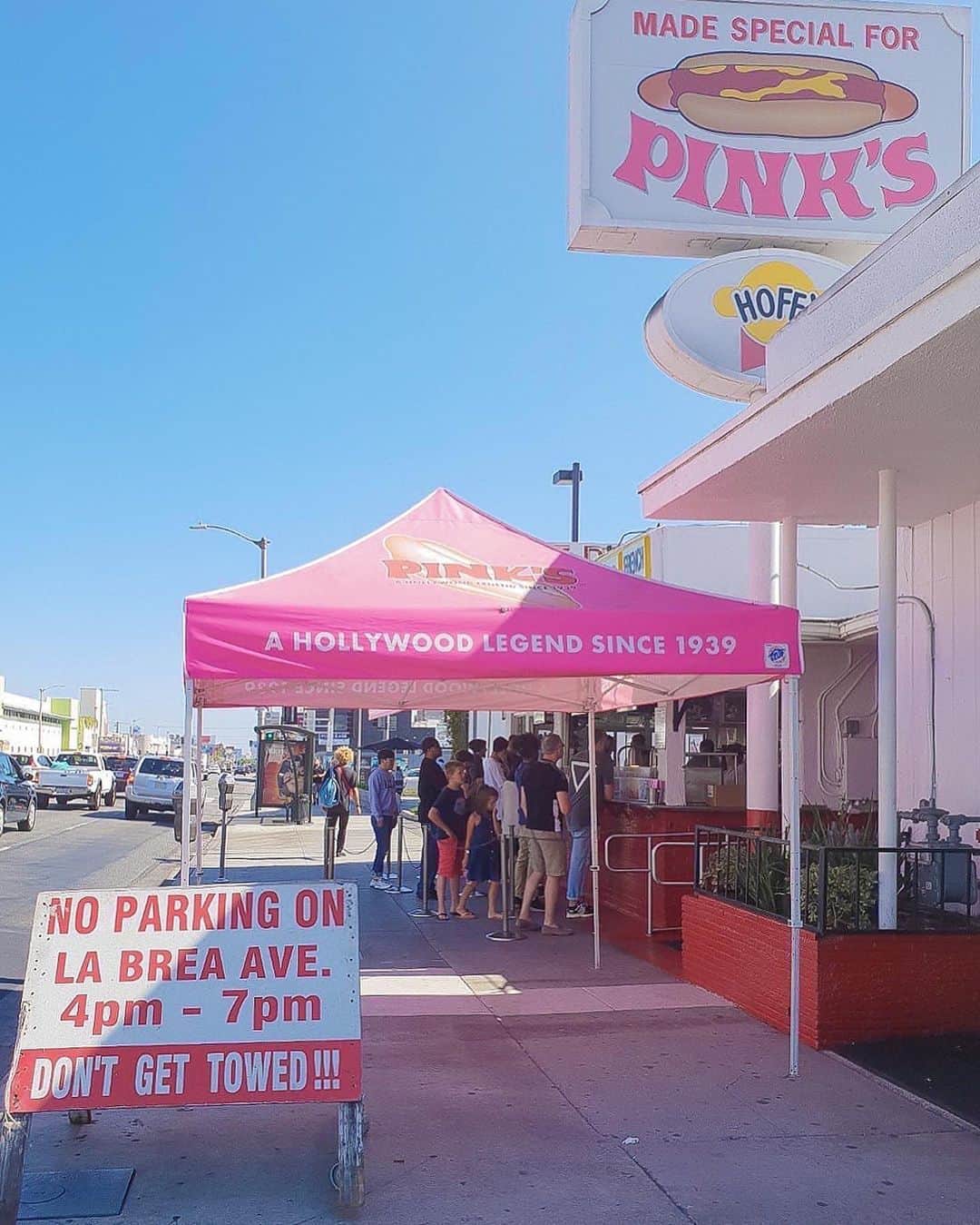 キム・アジュンのインスタグラム：「🌭 @pinkshotdogs  #lalaland」