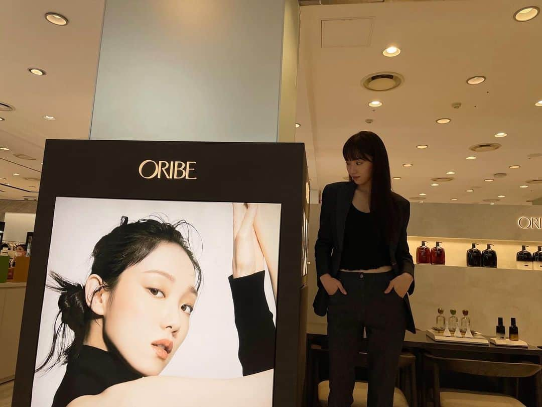 イ・ソンギョンのインスタグラム：「Hi🤍 #ORIBE」