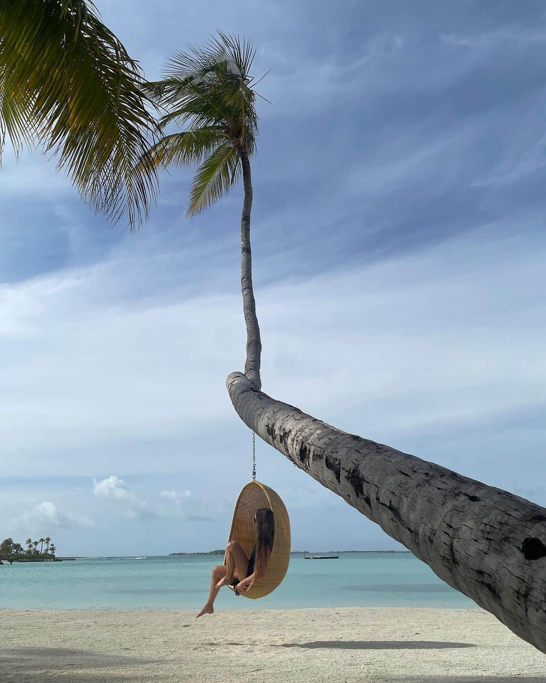 イモージェン・ケアンズのインスタグラム：「M a l d I v e s 🇲🇻 @patinamaldives」