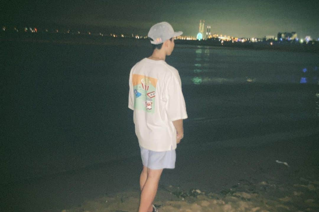 原田海さんのインスタグラム写真 - (原田海Instagram)「🏝🌃✌️  #summer #sea」8月26日 19時54分 - kai_hrd