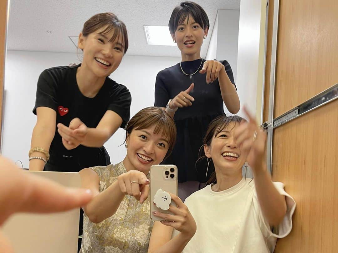 伊藤舞さんのインスタグラム写真 - (伊藤舞Instagram)「🤍 ヒルナンデスを見てくださったみなさま、 たくさんの応援や温かいメッセージをくださったみなさま、 本当にありがとうございました♡ . 大好きなファッションを、 仕事としてこんなにも楽しませてもらえ 貴重な経験になりました。 . こんな機会をくださり、 ロケもスタジオもいつも温かく迎えてくださった ヒルナンデスの出演者やスタッフの皆様にも感謝しています。 . そして！ 系列のアナウンサーのみなさんとの繋がりが出来た事も 嬉しかったです。 . みなさん楽しくて素敵で、 温かい時間が過ごせました♡ . みなさんを代表して、 TGC頑張ってきます！！！ . . どうかどうか 転びませんように…。 . . #ヒルナンデス #ありがとうございました」8月26日 20時05分 - maiito_fbs