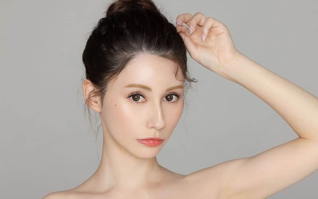 ダレノガレ明美さんのインスタグラム写真 - (ダレノガレ明美Instagram)「CAROME.マスカラがリニューアル🌼 もともとダマにならず、 マスカラのロングは 瞼に着く勢いで長くなり