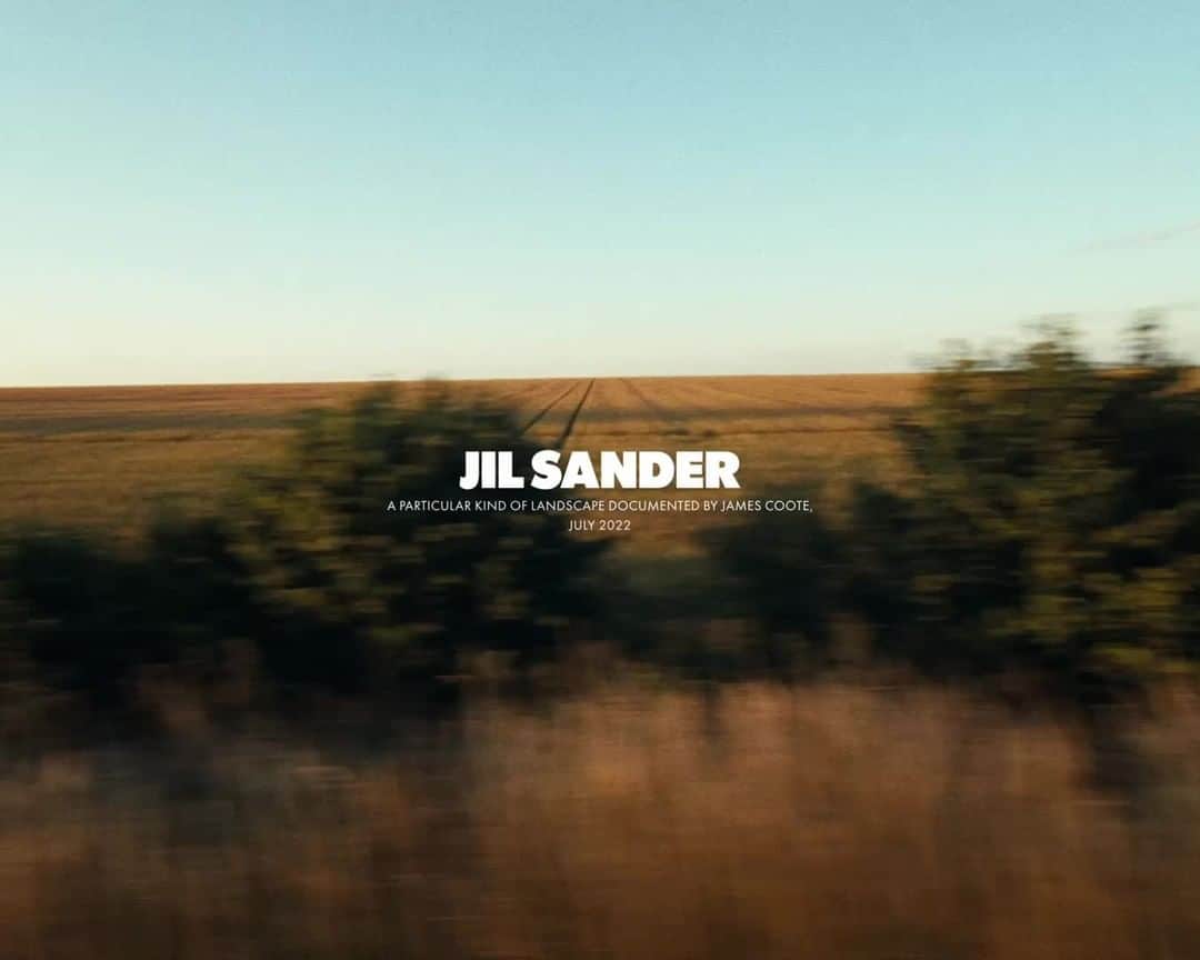 ジルサンダーのインスタグラム：「#JILSANDER A Particular Kind of Landscape @jamescootedop #JilSanderbyLucieandLukeMeier」