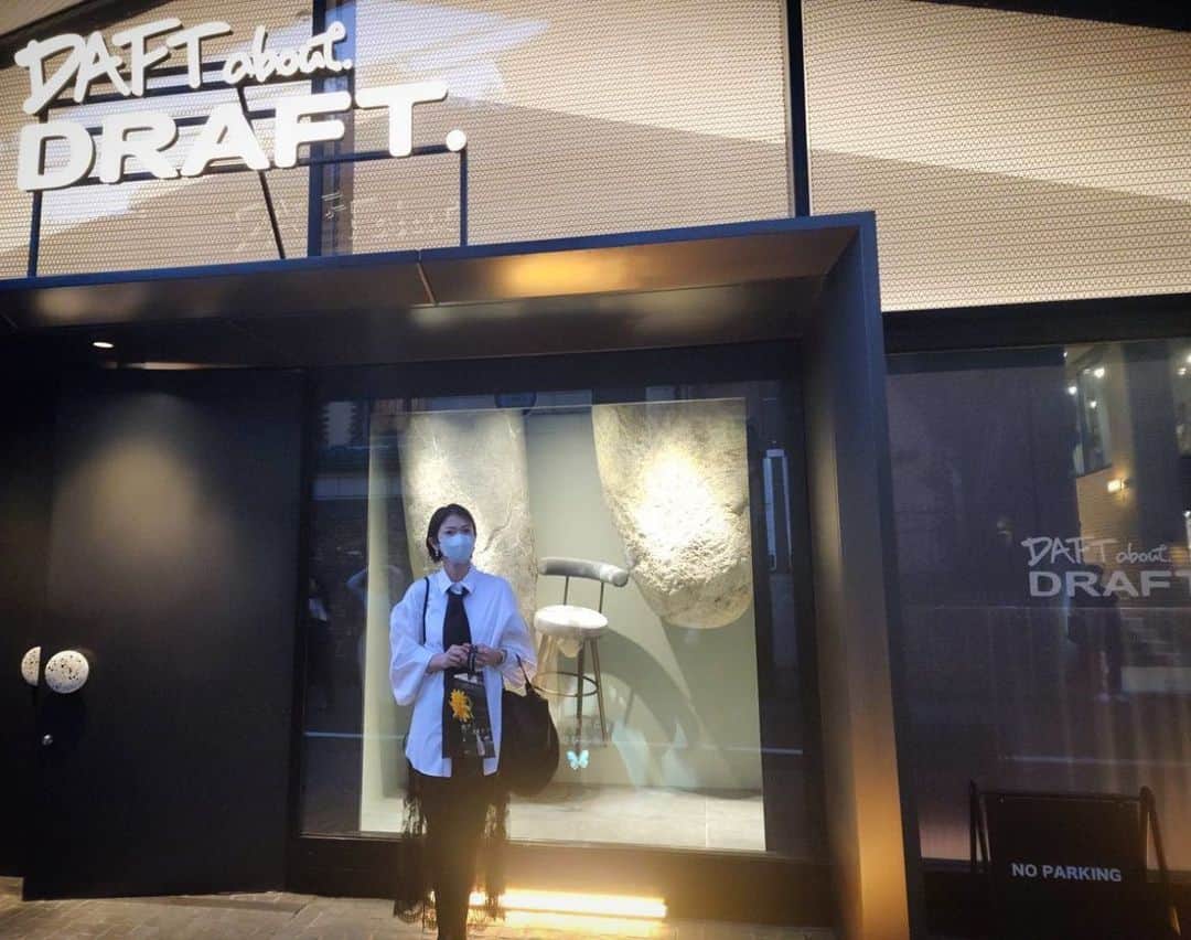 畑野ひろ子のインスタグラム：「本日からオープンする【DAFT about DRAFT】TOKYO FLAGSHIP STORE OPENING RECEPTIONへ行ってきました。 家具ももちろんですが、沢山の花器も素敵な物ばかりで気になります！」