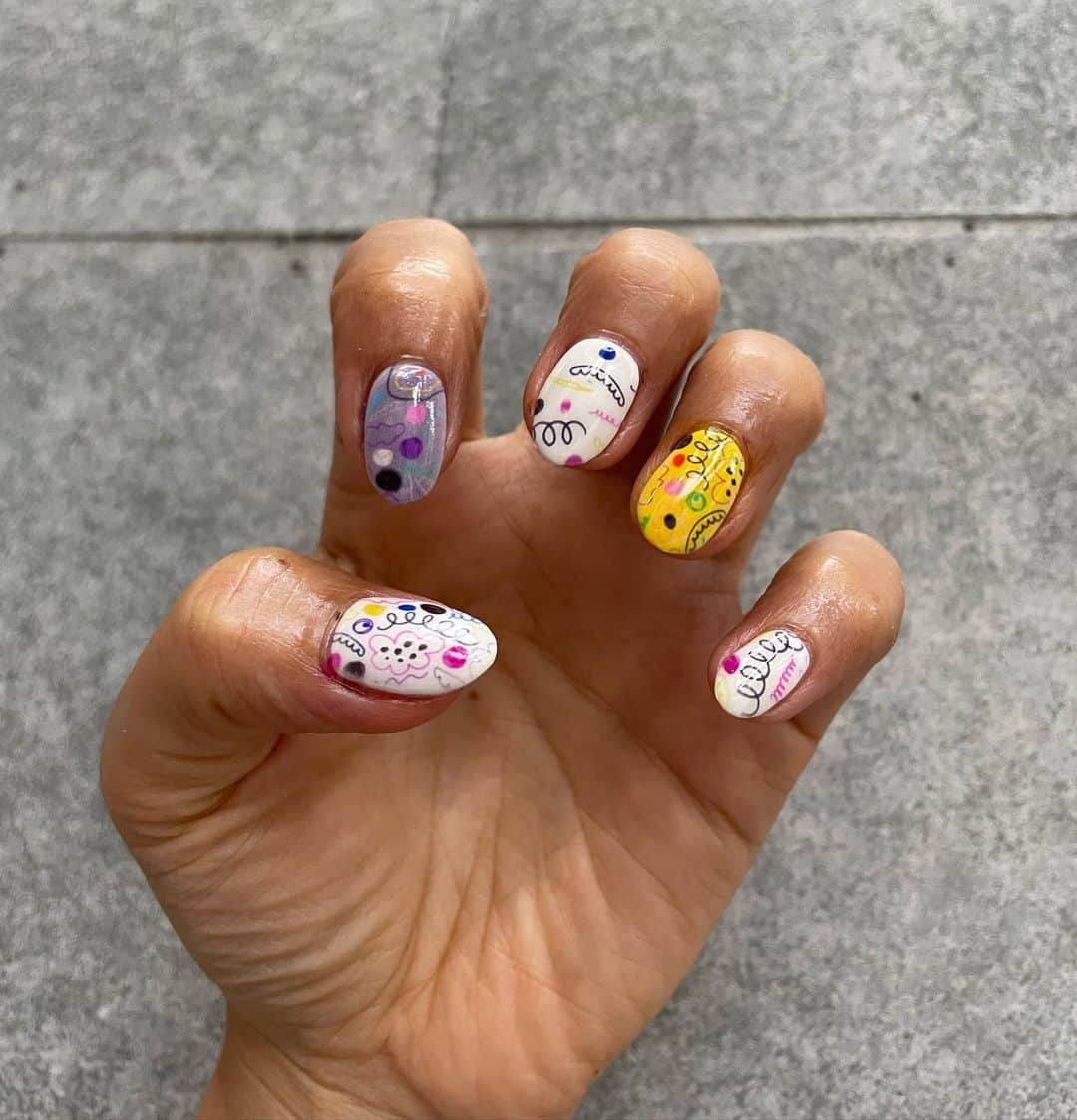 ネイルスタンド　ツメコのインスタグラム：「#tsumeco #ツメコ #ネイル #nail #プリンターネイル #ネイルプリンター #nailprinter #ネイルデザイン #原宿 #美爪 #네일 #japan #tokyo #일본 #네일아트 #プチプラ #安い #女子会 #可愛い #ニュアンスネイル #ジェルネイル#gelnail  9月デザインです🫶」
