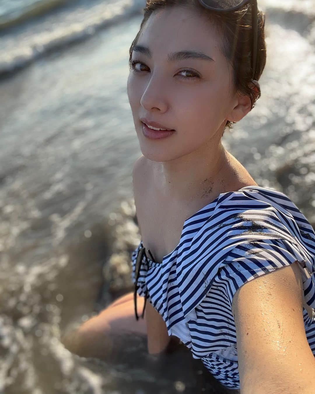 松野井雅（原紗央莉）のインスタグラム：「【セイルハウスサウナパーティー🏖】③  ▼SAIL HUS @sailhus   8/31(水)今年のLast Summer #一色海岸 の #海の家 #サウナイベント 出演🏄‍♂️🌴 松野井雅、#熱波師 になりますよ🧖‍♀️  ※前に #セイルハウス 行った時の写真載せときますね🐚 素敵なところよ〜🤭🕶  ご予約残り僅か!!  ・ ・ #hayama #beach #熱波 #目波(めっぱ) #löyly #aufguss  #サウナ #サウナー #sauna #saunner #TTNE #ととのう #夏の思い出  #サウナ好き #サウナ好きすぎ #サウナ好きと繋がりたい #サウナ好きな人と繋がりたい #サウナ女子 #サウナイキタイ #サ活 #サ道 #サ旅  #フィンランドサウナアンバサダー #finlandsaunaambassador #松野井雅サウナ部」