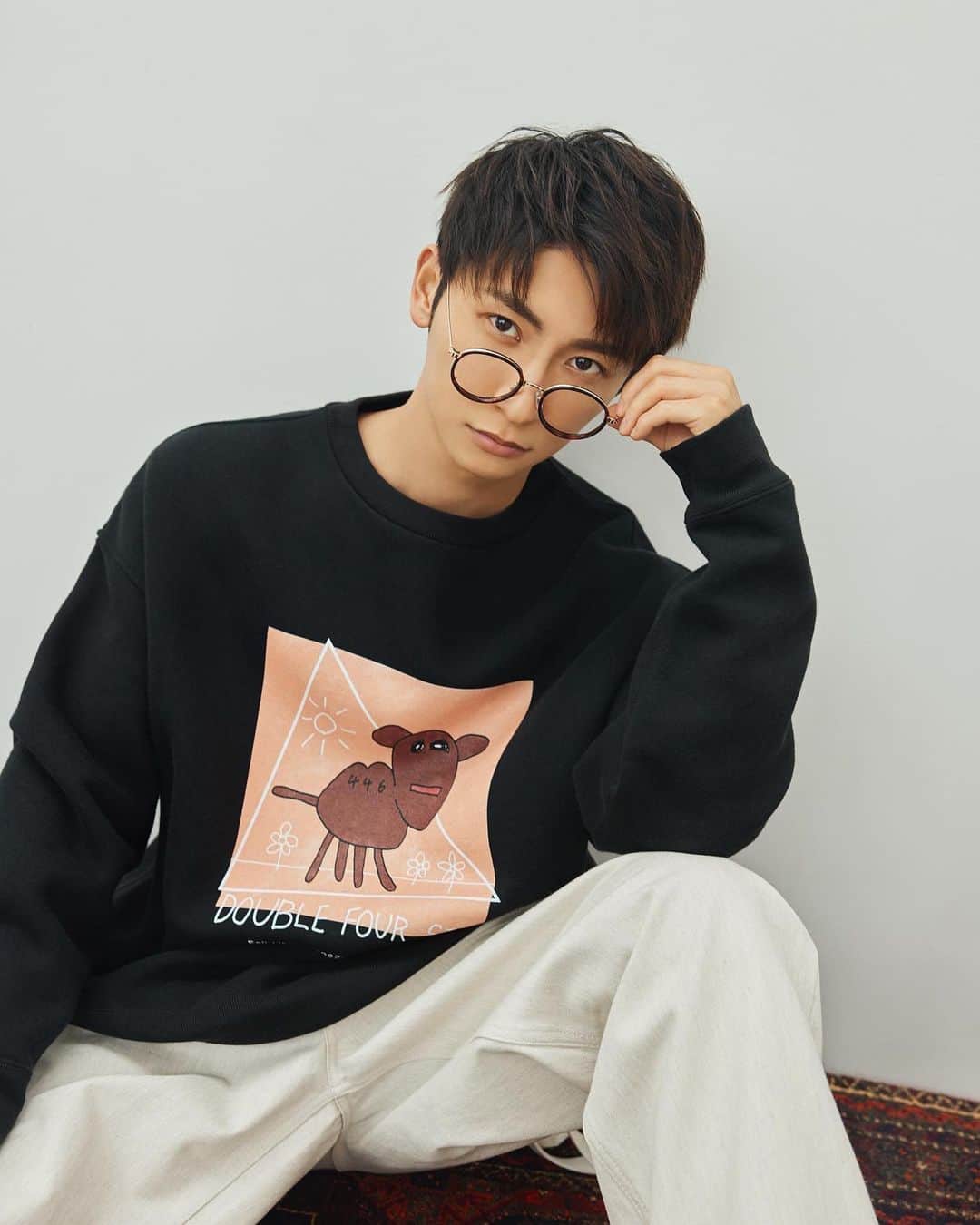 與真司郎のインスタグラム：「「446 - DOUBLE FOUR SIX - 22-23AW 2ndCollection」  22-23AW 2ndCollection 受注販売中です！  22-23AW 2nd Collection受注期間は明日8/28(日)23:59までです！ * * Preorder now！ Aug. 20th 11:00～Aug. 28th 23:59  @446_double_four_six   #446DOUBLEFOURSIX #DOUBLEFOURSIX #SHINJIROATAE #與真司郎」