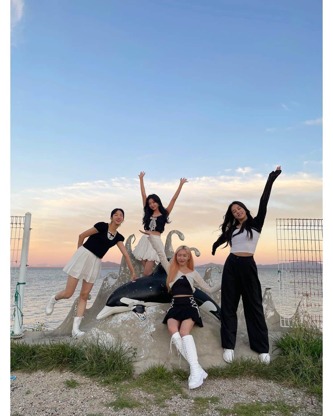 ソヨンのインスタグラム：「애덜아 사랑햅」